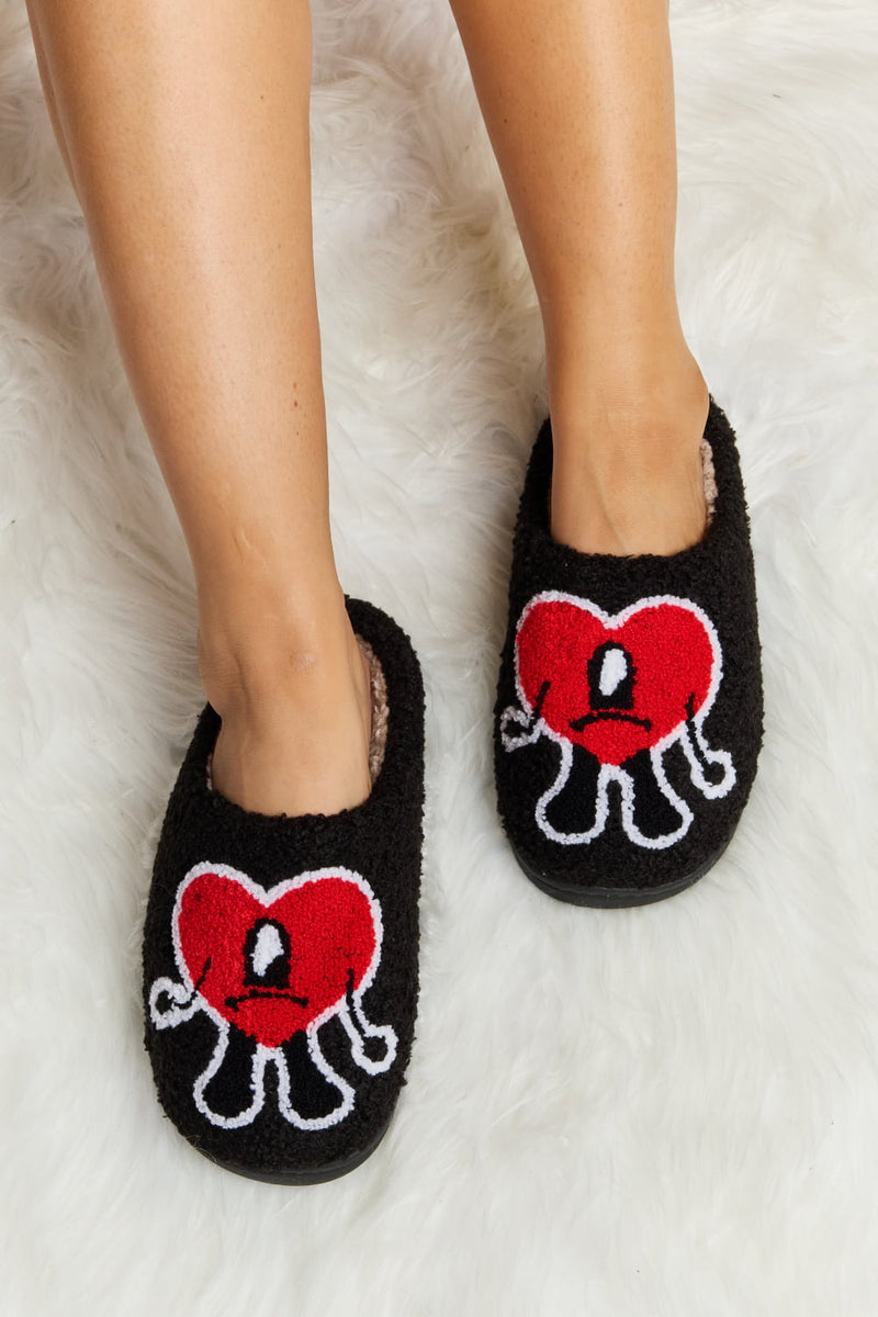 Bad Bunny Heart Print Plush Slippers