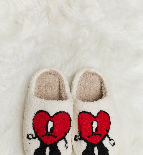 Bad Bunny Heart Print Plush Slippers